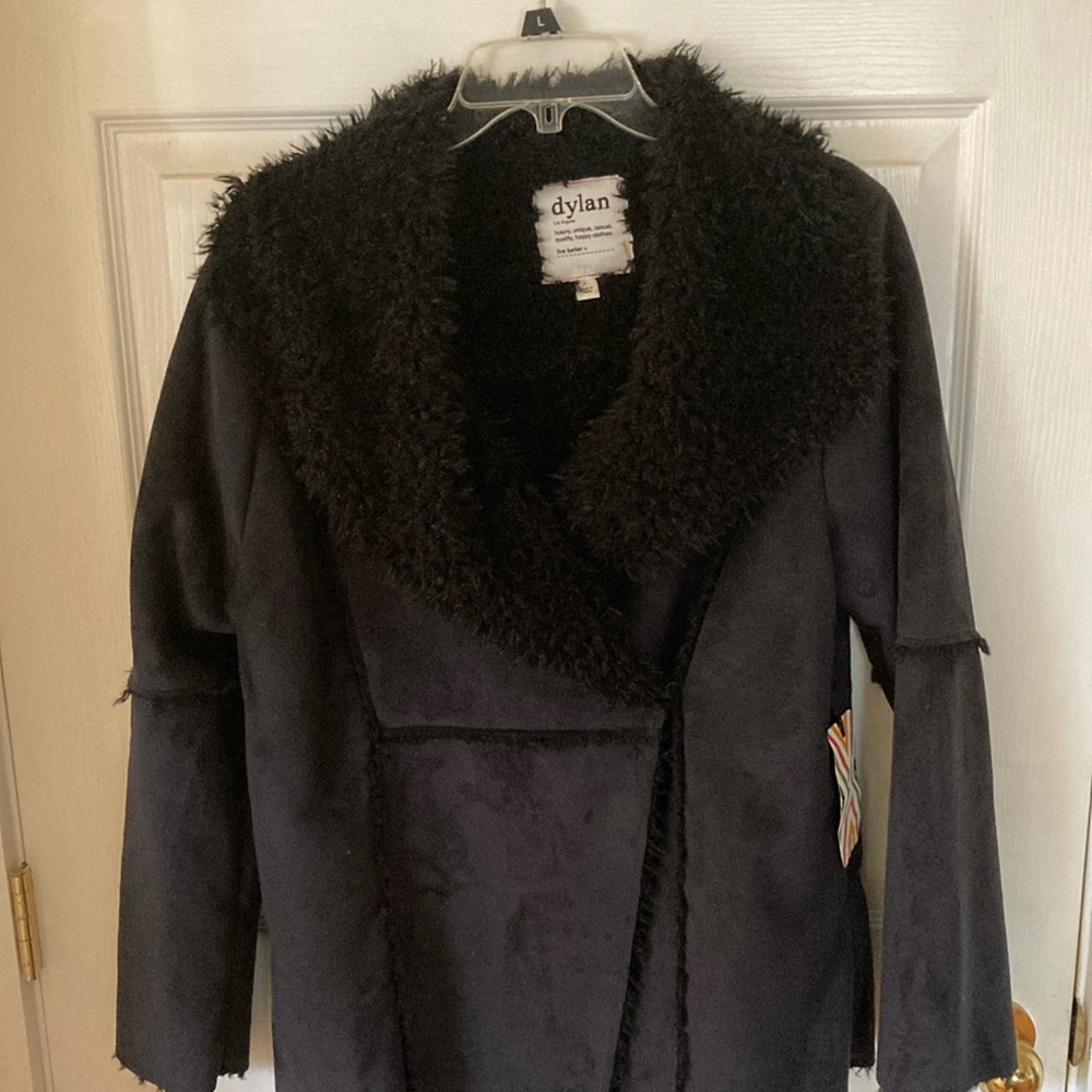 EUC Dylan Los Angeles Coat